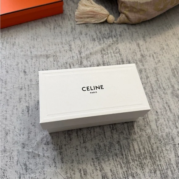 Celine Tortoise Shell Sunglasses with Black Case - Picture 9 of 10